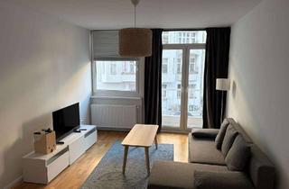 Wohnung mieten in Neue Kantstraße 29, 14057 Charlottenburg, Renovierte 2-Zimmer-Wohnung mit Balkon im 2. OG in Berlin-Charlottenburg