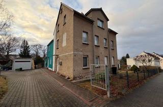 Wohnung mieten in Bergstraße 16, 09212 Limbach-Oberfrohna, Einziehen und wohlfühlen: 3-Zimmer-Wohnung mit Einbauküche