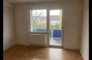 Wohnung mieten in Lange Str. 50, 44579 Castrop-Rauxel, 2 Zimmer plus Balkon in der 2. Etage