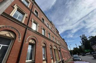 Wohnung mieten in Zwickauer Straße 232, 09116 Schönau, Wohnen im Dachgeschoss!