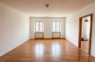Wohnung mieten in 84529 Tittmoning, Außergewöhnlich großzügiges Wohnen auf drei Etagen – mit Dachterrasse, eigenem Garten und Balkon