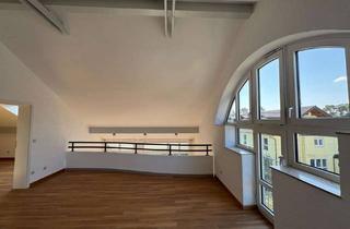 Wohnung mieten in 64653 Lorsch, Lichtdurchflutete 4-Zimmer-Maisonette Wohnung mit Galerie und großem Balkon