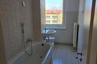 Wohnung mieten in Feldstr., 17506 Gützkow, Schöne frisch renovierte 2.-Zimmer Wohnung