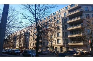 Garagen mieten in Straßburger Strasse 31, 10405 Prenzlauer Berg, Tiefgaragenparkplatz am Wasserturm mit E-Ladestation