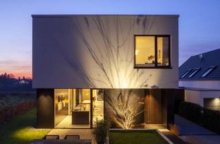 Haus kaufen in Platzer Höhenweg 15, 51429 Bergisch Gladbach, Modernes, luxuriöses Architektenhaus mit grossem Grundstück und freiem Blick in Bergisch Gladbach