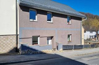 Reihenhaus kaufen in 92363 Breitenbrunn, Modernisiertes, saniertes Reihenhaus in ruhiger Lage