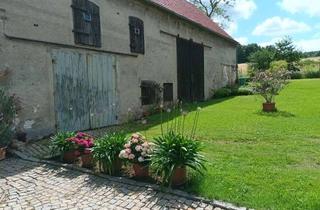 Haus kaufen in Königshainer Straße 41, 02906 Waldhufen, San.-bed. EFH (vorauss. Abriss) mit ausbaubarer Scheune und Stall auf idyllischem Grundstück