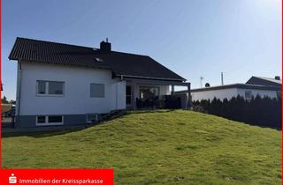 Haus kaufen in 64521 Groß-Gerau, ***Idyllisches Wohnen in Traumlage mit Terrasse und Balkon***