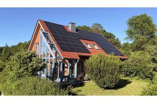 Haus kaufen in Am Langenberg 13, 37697 Lauenförde, Leben im Grünen: Liebevoll gepflegtes EFH mit neuer Wärmepumpe & PV (2024) & großem Naturgrundstück