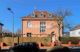 Doppelhaushälfte kaufen in 47198 Alt-Homberg, Geräumige Doppelhaushälfte mit großer Raumvielfalt und 7 Zimmern