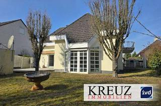 Einfamilienhaus kaufen in 64569 Nauheim, Repräsentativ wohnen mit viel Raum: Einfamilienhaus mit Einliegerwohnung in Bestlage