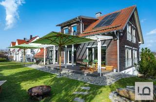 Haus kaufen in 85283 Wolnzach, Luxuriöses Traumhaus von Baufritz, Sauna, Büro, Garagen & grandiosem Ausblick, Wolnzach