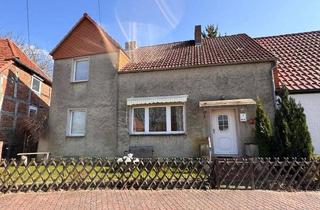 Doppelhaushälfte kaufen in 16949 Putlitz, Doppelhaushälfte in Putlitz/Sagast mit liebevoll angelegter Parkanlage !