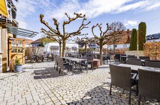 Haus kaufen in Weinbergstrasse, 79299 Wittnau, Stilvolles Wohnhaus mit modernen Wohnungen & exklusiver Gastronomiefläche