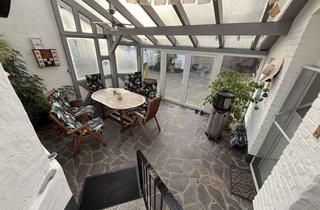 Villa kaufen in 41844 Wegberg, Gründerzeitvilla in Halle – ideal für Gewerbe, mit großzügigem Garten.