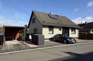 Einfamilienhaus kaufen in 51766 Engelskirchen, Großzügiges Einfamilienhaus mit Pool, Sauna, Kamin und Garten in ruhiger Lage