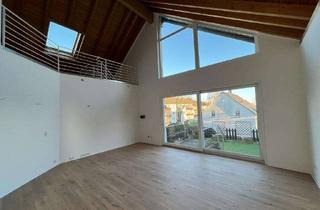 Haus mieten in Schreinerstraße, 42655 Solingen, Traumhaftes Einfamilienhaus mit Galerie und drei Garagen in Solingen Aufderhöhe