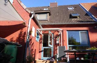 Haus mieten in 24116 Schreventeich, Charmantes Reihenhaus mit 3,5 Zimmern in Kiel-Schreventeich
