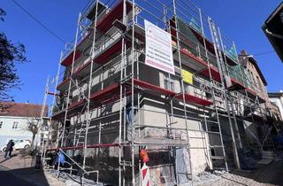 Haus mieten in Stollbergstraße, 65719 Hofheim am Taunus, *Hofheim-Stadt* Neubau-Erstbezug! Modernes EFH mit Altbaucharme in bester Lage