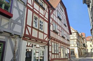 Anlageobjekt in Ratsstraße 15, 99974 Mühlhausen, Fachwerkhaus + Scheune, im Zentrum der Stadt Mühlhausen zu verkaufen :) 10,8 fache JM 9,25 % Rend