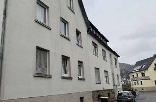 Anlageobjekt in Bannewerthstraße 10-12, 58840 Plettenberg, Freistehendes 12 Parteien-Haus mit Stellplätzen