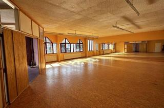 Gewerbeimmobilie mieten in Schönbornstraße, 69242 Mühlhausen, Dein eigenes Studio: 150 qm Trainings- Kurs- Studiofläche mit Umkleide + Parkplätzen