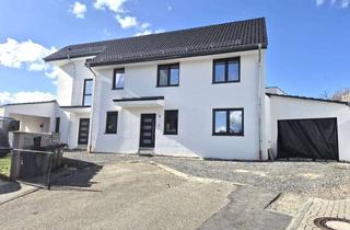 Wohnung kaufen in 74921 Helmstadt-Bargen, Repräsentatives Einfamilienhaus mit Einliegerwohnung, Dachstudio, Dachterrasse in Helmsatdt-Bargen