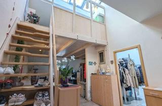 Wohnung kaufen in 82362 Weilheim, SPITZENLAGE IN DER ALTSTADT WEILHEIMS, MIT DACHTERRASSE - IN ZWEI EINHEITEN TEILBAR