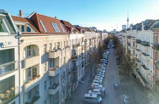 Wohnung kaufen in Prenzlauer Berg, 10405 Prenzlauer Berg, Rooftop-Terrasse und Fernsehturmblick: 4,5 Zimmer Dachgeschosswohnung im Winsviertel Prenzlauer Berg