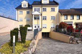 Wohnung kaufen in 53879 Euskirchen, Euskirchen-Zentrum: Exklusive 3-Zimmer-Wohnung, ca. 106 m², Balkon und Gartenanteil, Tiefgarage …