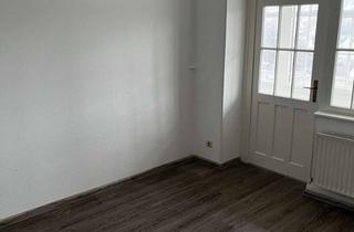 Wohnung mieten in Turnhallenstraße, 55743 Idar-Oberstein, Schöne und gepflegte 3-Raum-Wohnung in Idar-Oberstein