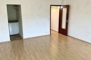 Wohnung mieten in Wilhelm-Leuschner-Straße 63-65, 63263 Neu-Isenburg, Helles 1-Zimmer-Apartment mit Balkon und Einbauküche