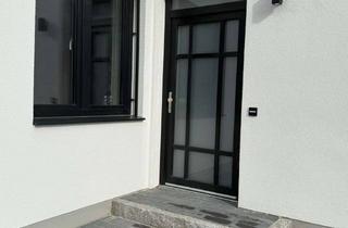 Wohnung mieten in Königstr., 22926 Ahrensburg, Moderne 3-Zimmer-Altbauwohnung mit separatem Eingang – energetisch saniert in zentraler Lage