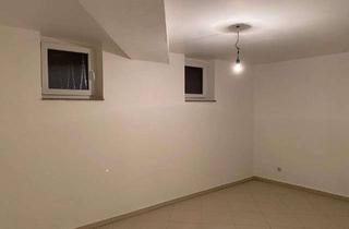 Wohnung mieten in Kapellenstr., 68239 Seckenheim, Gepflegte 2-Zimmer-Keller Wohnung in Mannheim-Seckenheim