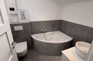 Wohnung mieten in 40885 Ratingen, Kleines Häuschen mit 2 Zimmern und Terasse mit eigenem Eingang