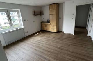Wohnung mieten in Erlenweg 11, 74821 Mosbach, Attraktive, frisch renovierte 2-Zimmer-Wohnung zu vermieten