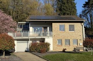 Einfamilienhaus kaufen in 52531 Übach-Palenberg, Einfamilienhaus mit Einliegerwohnung provisionsfrei