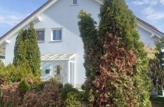 Haus kaufen in 97950 Großrinderfeld, Wunderschönes 2-Familienhaus mit Garten, Balkon und Doppelgarage