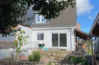 Haus kaufen in 24232 Schönkirchen, Reihenendhaus mit hübschem Garten in Schönkirchen