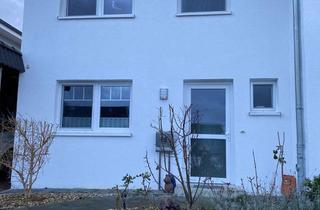 Haus mieten in Grauwisch 00, 23774 Heiligenhafen, Gepflegtes Reihenmittelhaus mit 4 Zimmern in Heiligenhafen