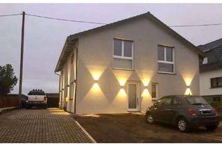 Haus mieten in Nordstraße 68, 53520 Wershofen, KfW-40+ Traumhaus mit Einliegerwohnung, PV & barrierearm – ideal für Mehrgenerationen!