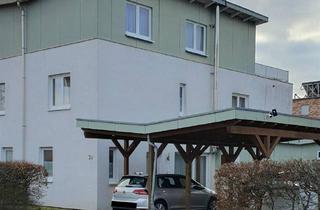 Doppelhaushälfte kaufen in 34132 Kassel, Architektonisch & energetisch ansprechende Doppelhaushälfte mit PV-Anlage in Kassel-Oberzwehren