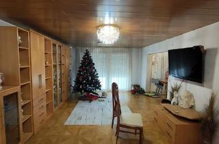 Wohnung kaufen in Unterboihingerstraße 63, 72644 Oberboihingen, Provisionsfrei 4,5 Zimmer Wohnung Oberboihingen 135m²