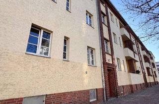 Wohnung kaufen in Marie-Curie-Allee 52, 10315 Friedrichsfelde, *** Vermietete 2-Zimmerwohnung in Lichtenberg***