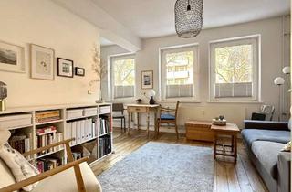 Wohnung kaufen in 22303 Winterhude, Vermietete 2-Zimmer-Wohnung mit Loggia und Garten in Winterhude