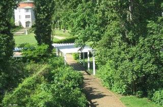 Wohnung kaufen in Bruchwitzstraße, 12247 Lankwitz, Provisionsfrei* Modernisierte, voll möblierte 2-Zimmer-Wohnung mit Balkon & Top-Anbindung in Berlin-