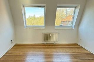 Wohnung mieten in Eekberg, 24149 Neumühlen-Dietrichsdorf, Dachgeschosswohnung mit Charme