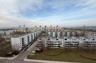 Wohnung mieten in Richard-Paulick-Str. 14, 06124 Südliche Neustadt, Smarter Wohnen! 8. OG - 3-Zi.-Whg. mit Balkon - KAUTIONSFREI!