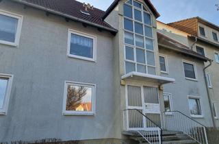 Wohnung mieten in Nienhagener Weg, 38820 Halberstadt, Attraktive 3-Zimmer-Dachgeschosswohnung mit Balkon & neuer Einbauküche in ruhiger Lage