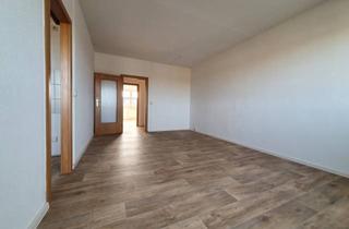 Wohnung mieten in Schladebacher Straße, 06231 Bad Dürrenberg, 2-Zimmer-Wohnung im 4.OG mit West-Balkon!